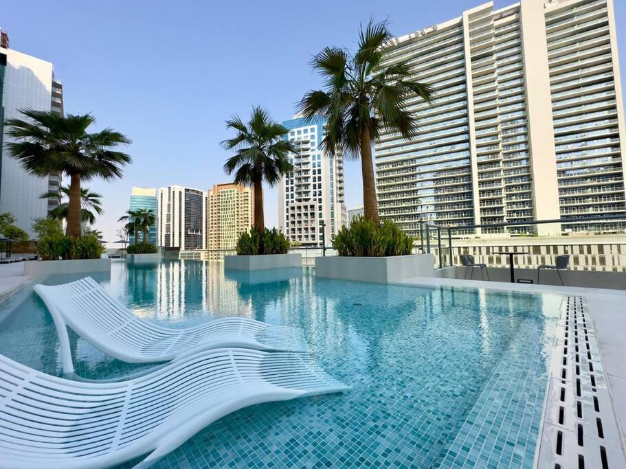 Apartment Dar Vacation - Luxury 2br - Skyline View Near Burj Khalifa Dubai