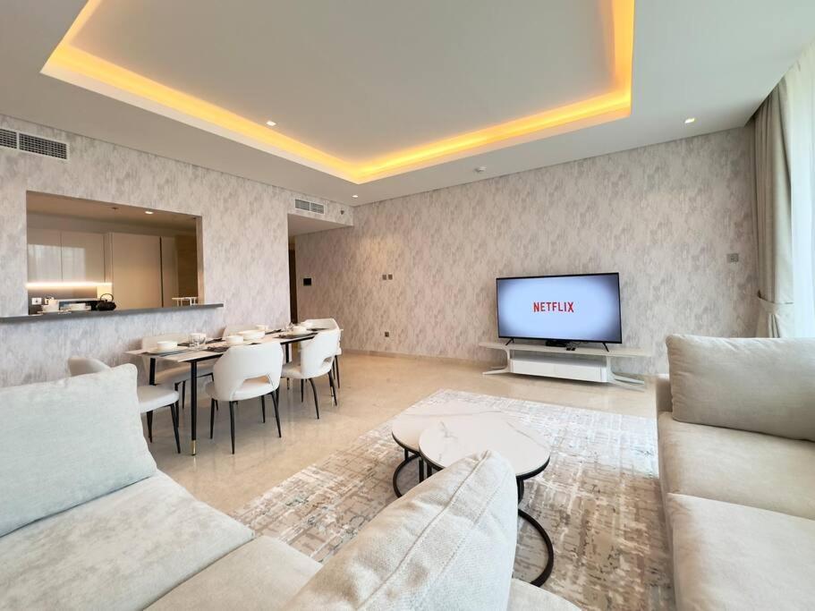 Apartment Dar Vacation - Luxury 2br - Skyline View Near Burj Khalifa *